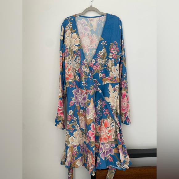 Spell blue skies mini wrap dress - Picture 5 of 11